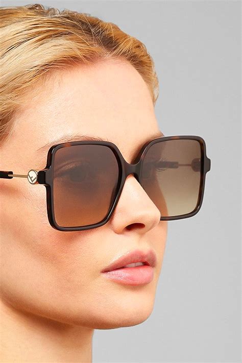 women's fendi sunglasses|fendi sunglasses oversize.